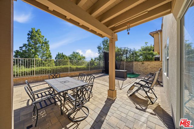 27940 Agapanthus Lane, Valencia, CA 91354
