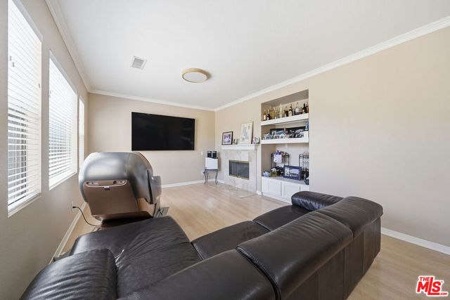 27940 Agapanthus Lane, Valencia, CA 91354