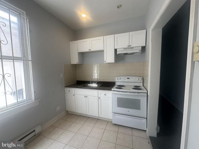 2423 W NORRIS ST, Philadelphia, PA 19121