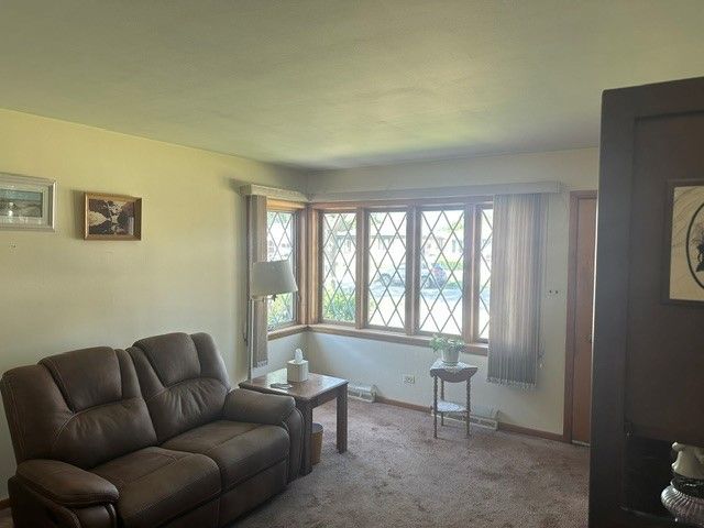 4933 N Ozanam Avenue, Norridge, IL 60706