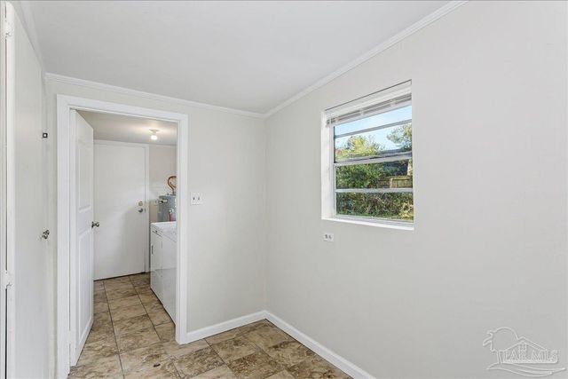 10 Cloverland Ct, Pensacola, FL 32505