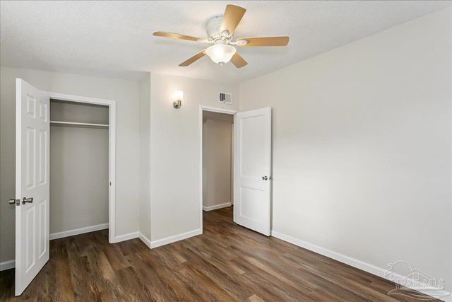 10 Cloverland Ct, Pensacola, FL 32505