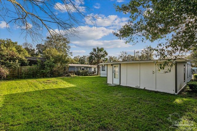 10 Cloverland Ct, Pensacola, FL 32505