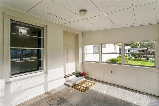 10 Cloverland Ct, Pensacola, FL 32505