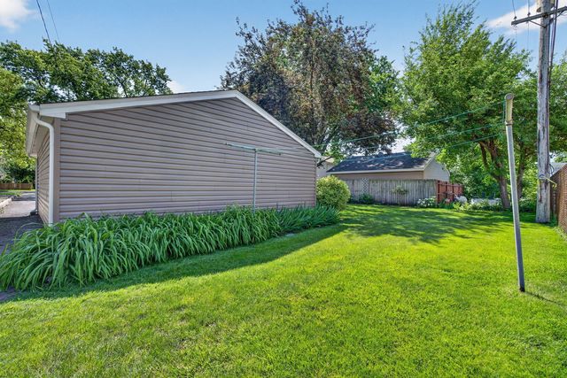 11006 Oxford Avenue, Chicago Ridge, IL 60415