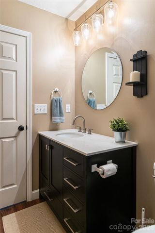 92 Wiltshire Circle, Fletcher, NC 28732