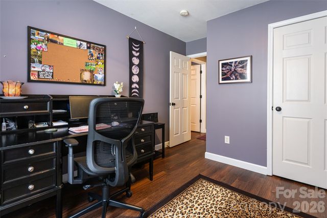 92 Wiltshire Circle, Fletcher, NC 28732