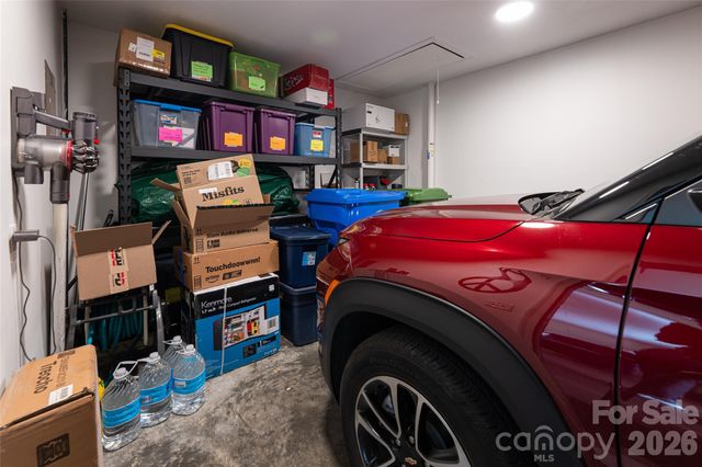 92 Wiltshire Circle, Fletcher, NC 28732