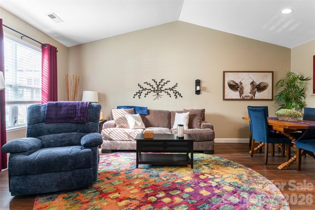 92 Wiltshire Circle, Fletcher, NC 28732