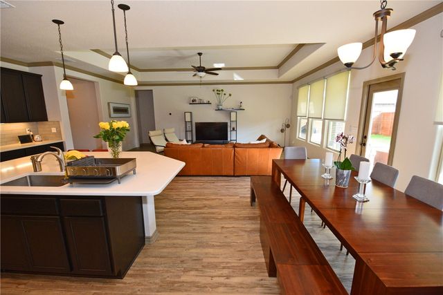 8158 Luz De Luna St, Corpus Christi, TX 78414