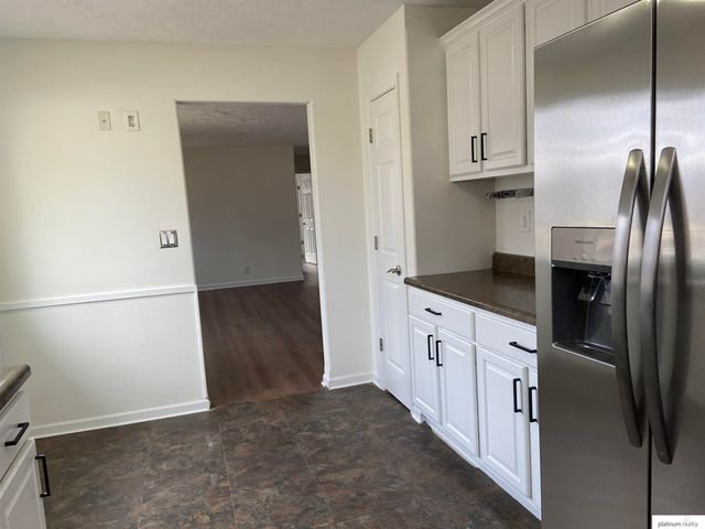 801 G Avenue, Plattsmouth, NE 68048