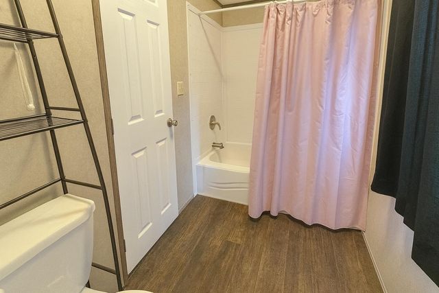 7126 Jessica Leann Drive, Conroe, TX 77306