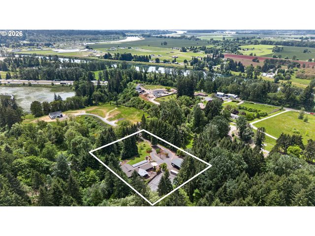 37001 Nw PACIFIC Hwy, Woodland, WA 98674