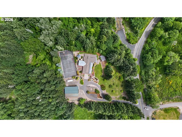 37001 Nw PACIFIC Hwy, Woodland, WA 98674