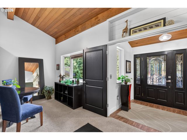37001 Nw PACIFIC Hwy, Woodland, WA 98674