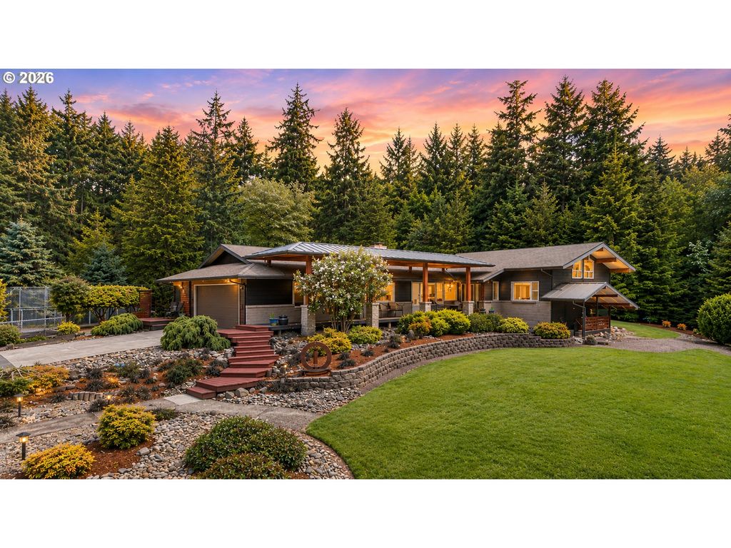 37001 Nw PACIFIC Hwy, Woodland, WA 98674