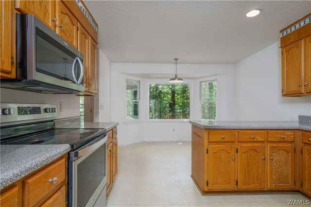4513 Rainwood, Northport, AL 35473