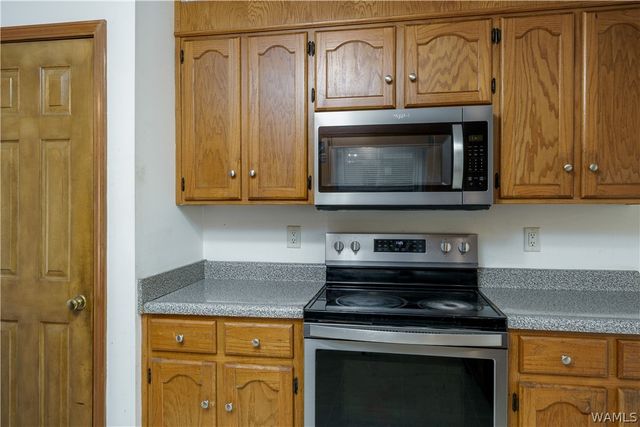4513 Rainwood, Northport, AL 35473