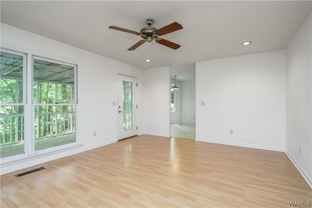 4513 Rainwood, Northport, AL 35473
