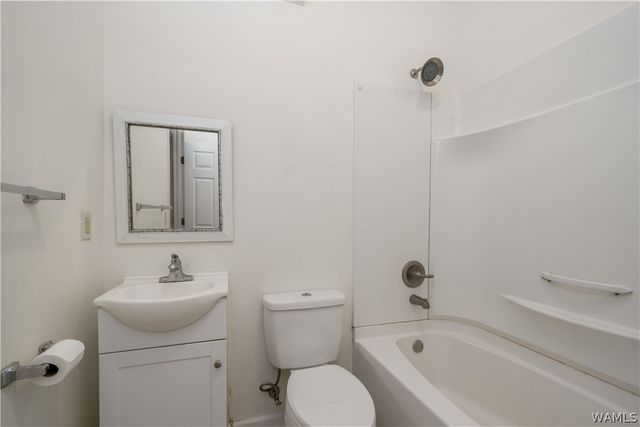 4513 Rainwood, Northport, AL 35473