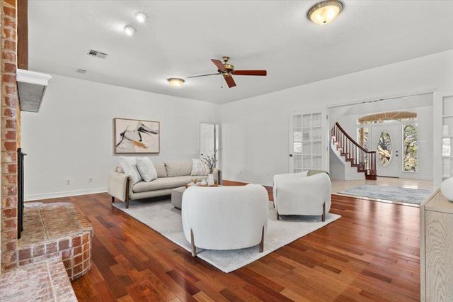 5410 Great Divide DR, Bee Cave, TX 78738