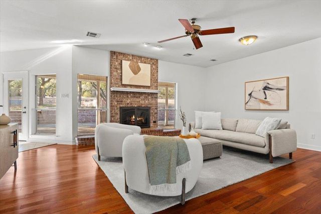 5410 Great Divide DR, Bee Cave, TX 78738