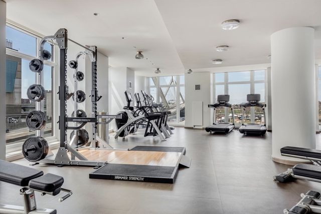 100 Lovejoy Wharf 6 B, Boston, MA 02114