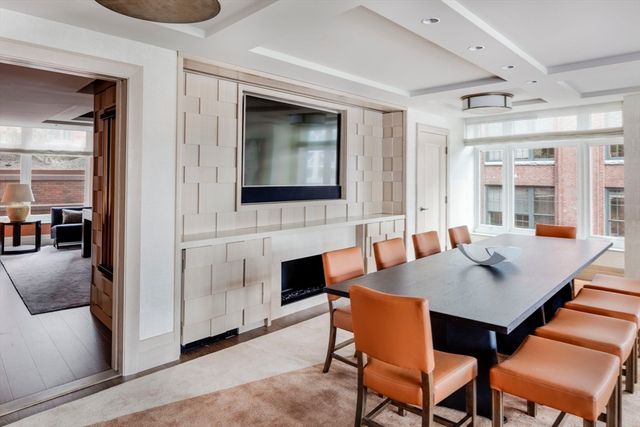 100 Lovejoy Wharf 6 B, Boston, MA 02114