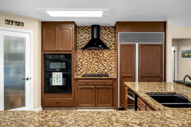 1844 W Highway 12, Lodi, CA 95242