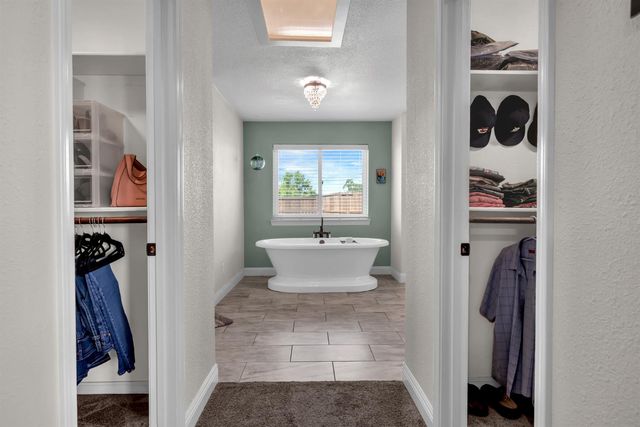 1844 W Highway 12, Lodi, CA 95242