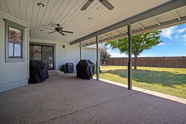 1844 W Highway 12, Lodi, CA 95242