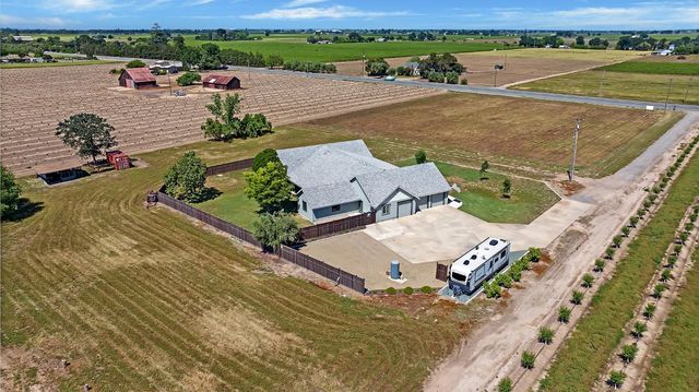 1844 W Highway 12, Lodi, CA 95242