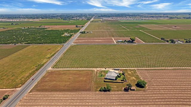 1844 W Highway 12, Lodi, CA 95242