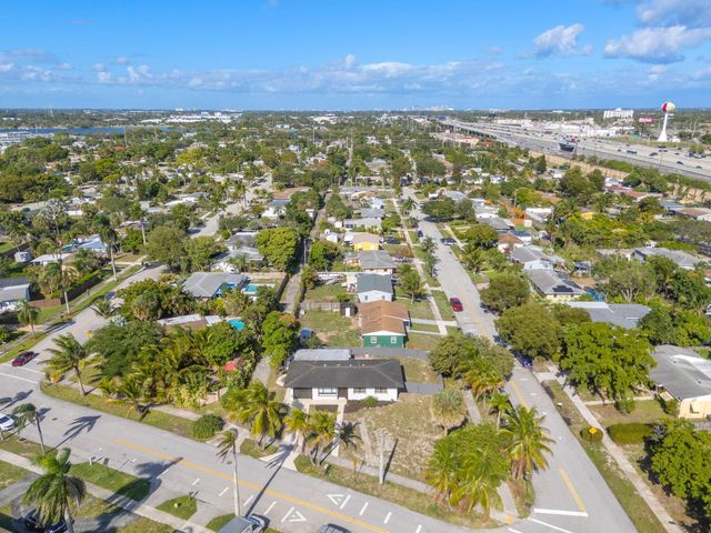 1908 Moor Drive, Lake Worth Beach, FL 33461