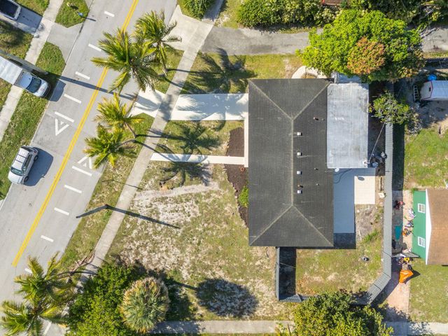 1908 Moor Drive, Lake Worth Beach, FL 33461