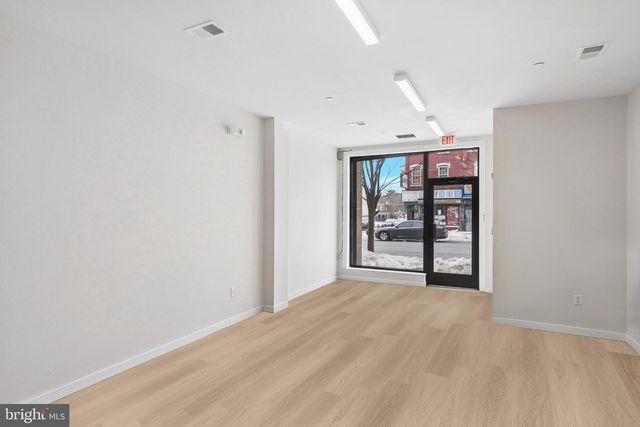 4041 LANCASTER AVE, Philadelphia, PA 19104