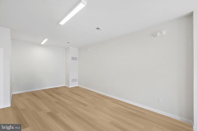 4041 LANCASTER AVE, Philadelphia, PA 19104