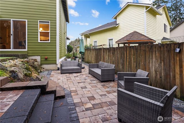 7552 NE 203rd Street, Kenmore, WA 98028