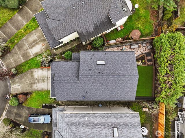 7552 NE 203rd Street, Kenmore, WA 98028