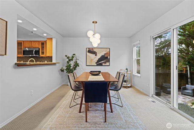 7552 NE 203rd Street, Kenmore, WA 98028