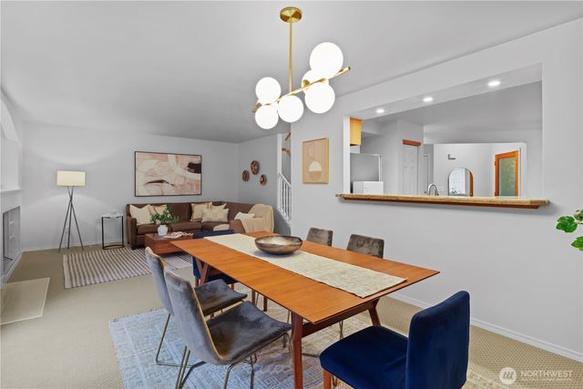 7552 NE 203rd Street, Kenmore, WA 98028