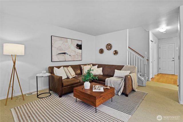 7552 NE 203rd Street, Kenmore, WA 98028