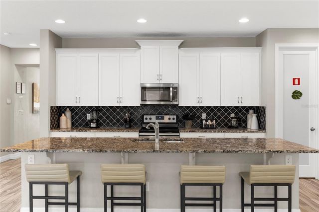 9014 PELICAN COVE TRAIL, Kissimmee, FL 34747