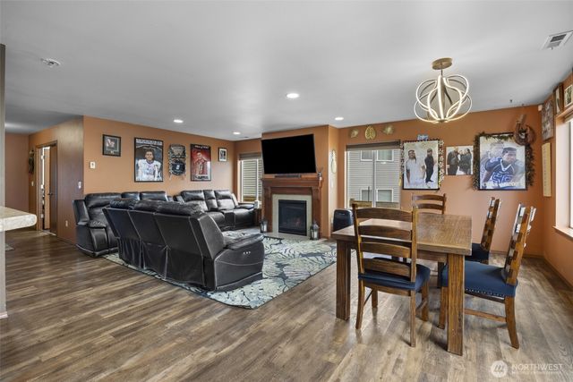 11707 22nd Street SE, Lake Stevens, WA 98258