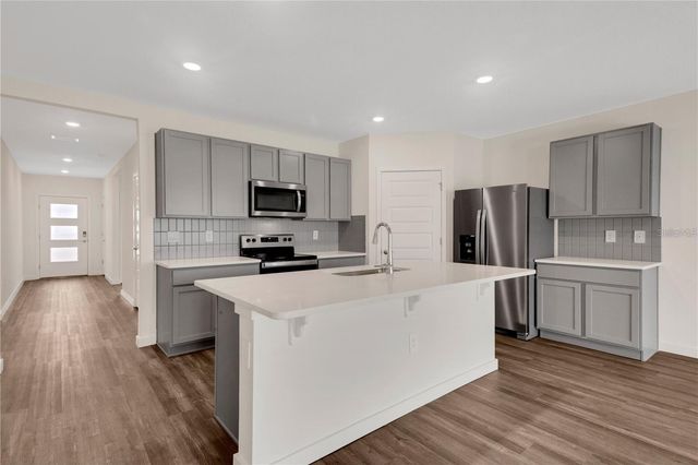 17114 BARNWOOD PLACE, Lakewood Ranch, FL 34211