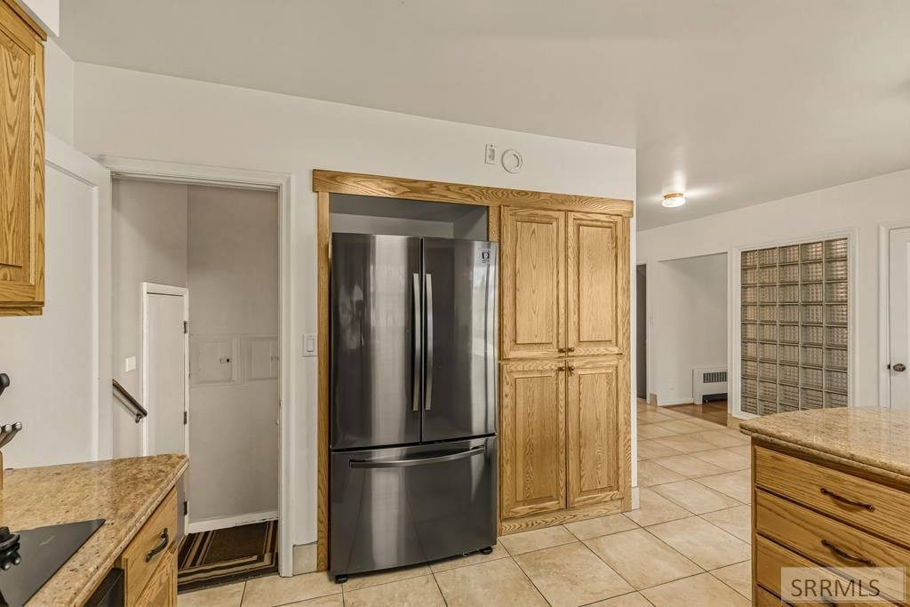 Image 11 of property listing at 795 Saturn Avenue, Idaho Falls, ID 83402