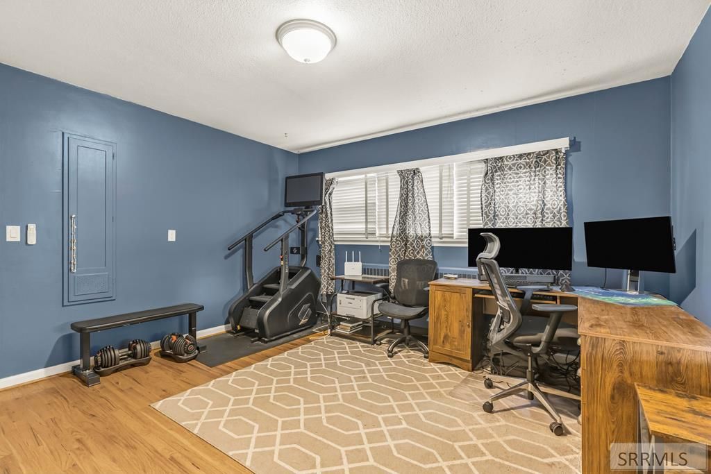 Image 16 of property listing at 795 Saturn Avenue, Idaho Falls, ID 83402
