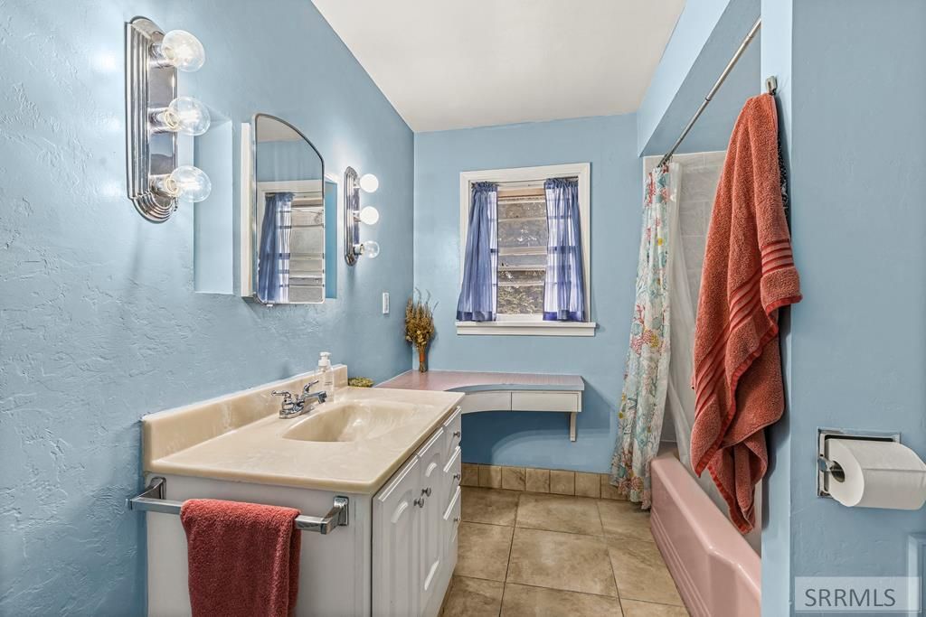 Image 23 of property listing at 795 Saturn Avenue, Idaho Falls, ID 83402