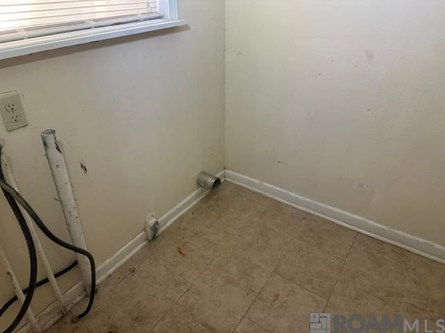 4435 Elm Dr, Baton Rouge, LA 70805