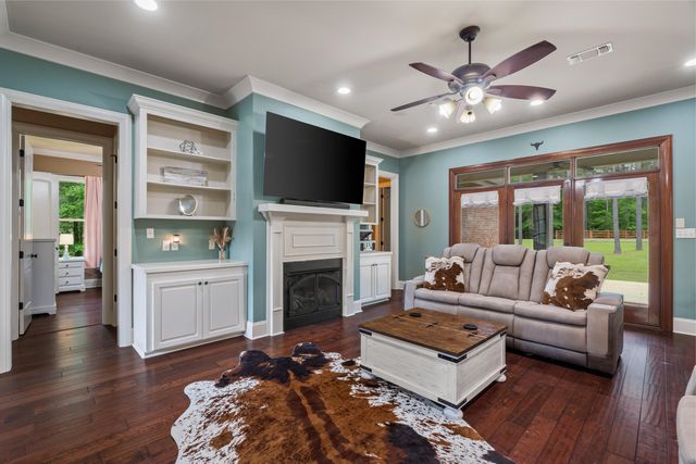 10 Magnolia Crossing, Sumrall, MS 39482